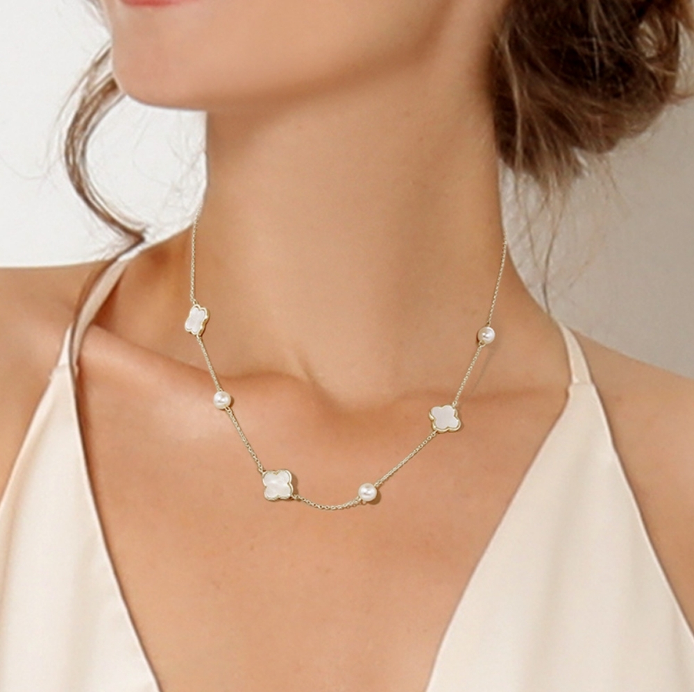 Silver Dipped Mother Of Pearl Quatrefoil Clover Chain Necklace Station Jewelry - Picture 2 of 2